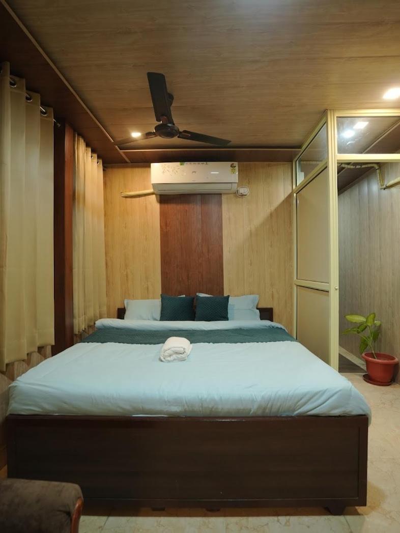 Yes Retreat Rishikesh Hotel Exterior foto