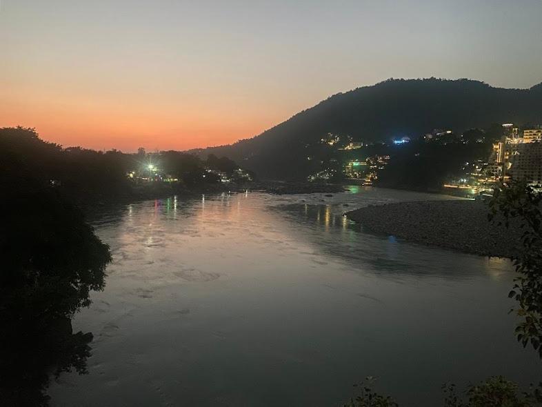 Yes Retreat Rishikesh Hotel Exterior foto