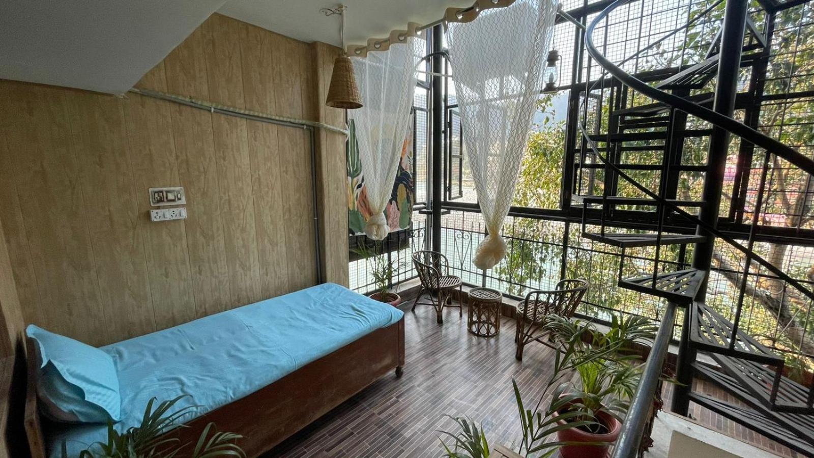 Yes Retreat Rishikesh Hotel Exterior foto